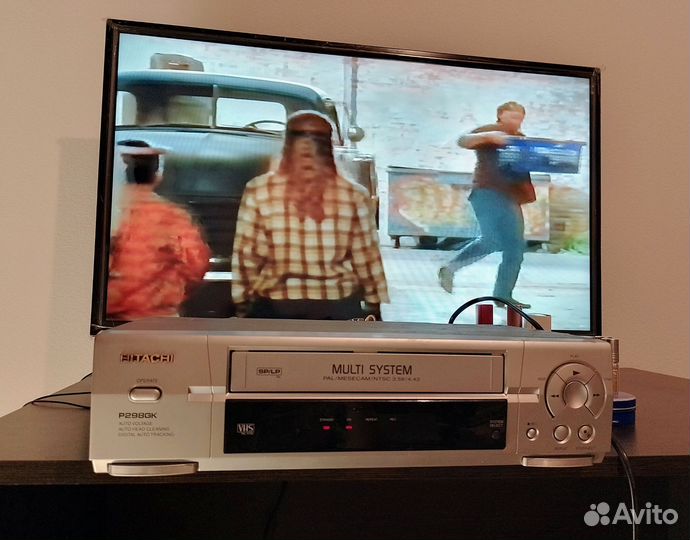 Японский видеомагнитофон 