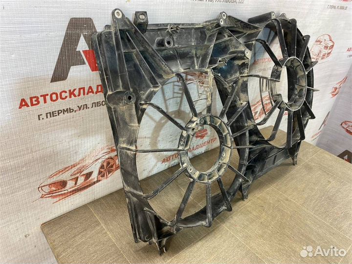 Диффузор рамка вентиляторов Suzuki Grand Vitara