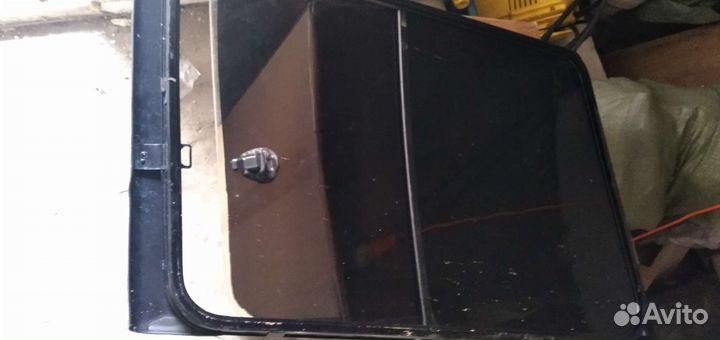 Кузовное стекло, сдвижное