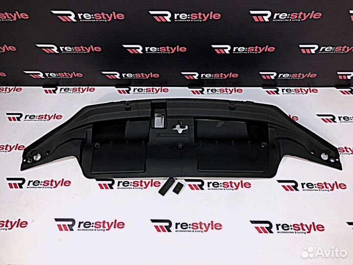 Накладка под капот Toyota Land Cruiser 200 с16г