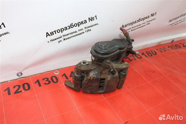 Суппорт тормозной задний правый Audi A4 седан B8