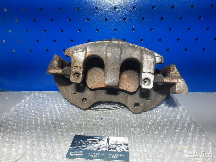 Суппорт тормозной передний правый R-klasse W251