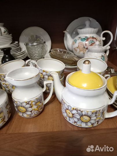 Сервиз чайный на 12 персон. Рига. СССР