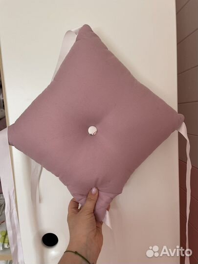 Бортики в кроватку для девочки