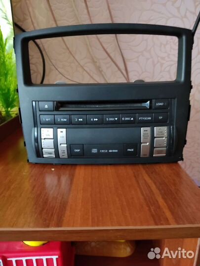 Родная автомагнитола Mitsubishi Pajero 4
