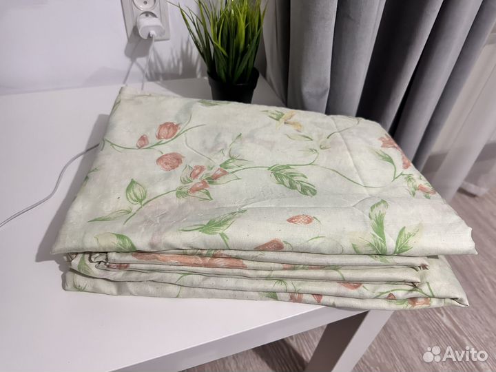 Постельное белье б/у 2х спальный