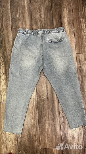 Джинсы bershka