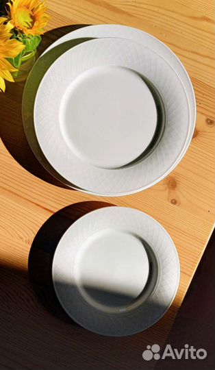 Тарелки фарфор Corone