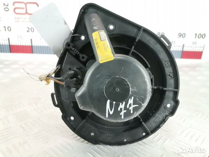 Моторчик печки для Audi A4 B5 8A1820021