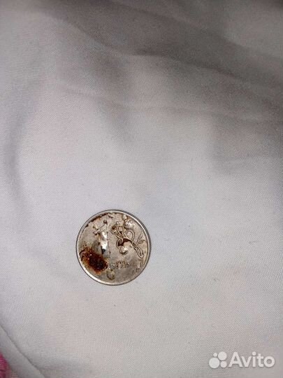 Монета с заводским браком