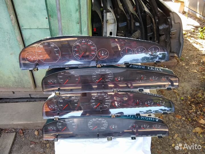 Щитки приборов Ауди 100 / 80 А 6