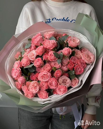 Букет из пион роз