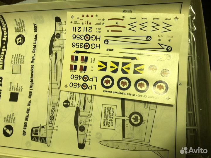 Сборная модель самолета1:72 canuck, CF100MK 4