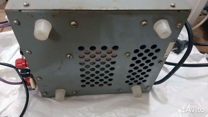 Пускозарядное устройство для автомобиля