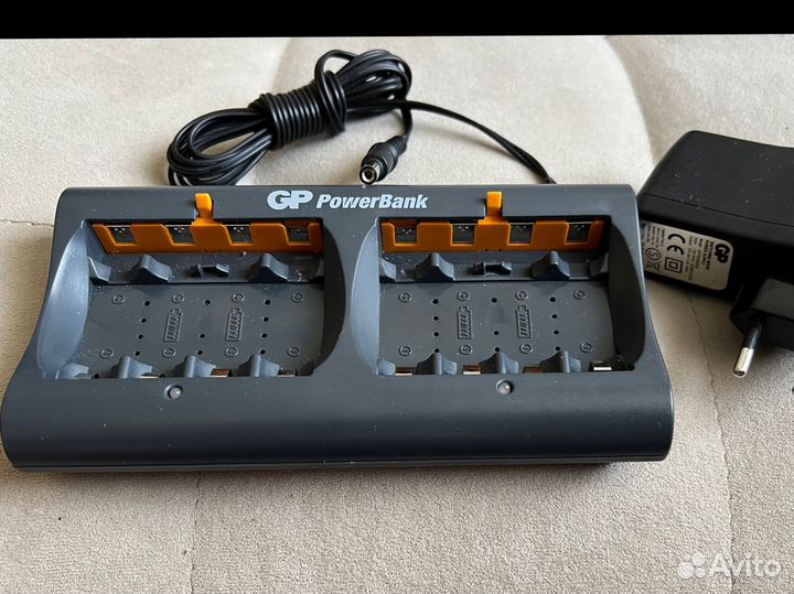 Зарядное устройство GP