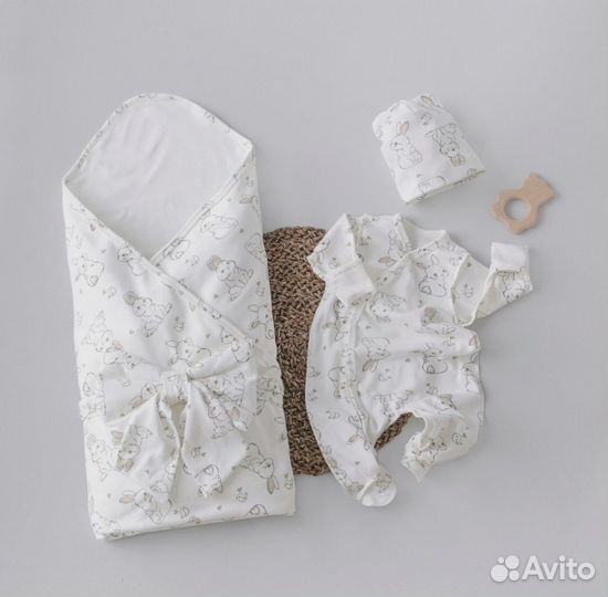 Комплект на выписку для новорождённых Зайка