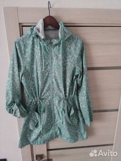 Ветровка женская ostin