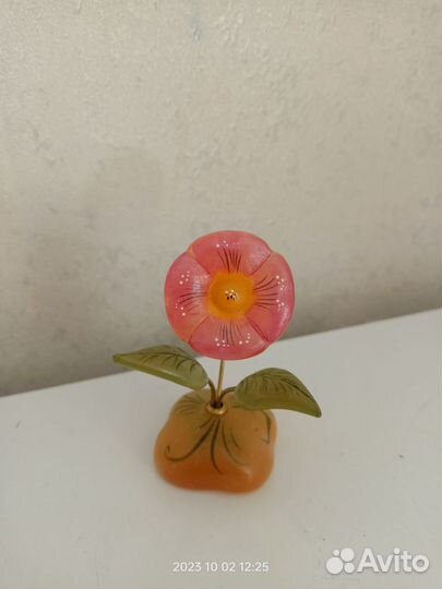 Цветок из Селенита. Котик с мышонком