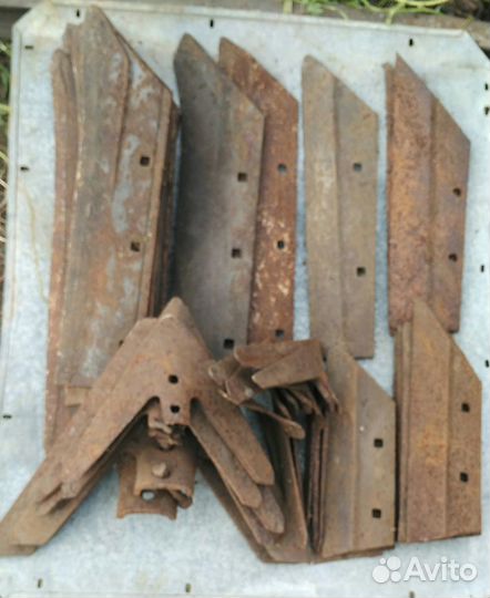 Лемеха стойки плуга траки лапы отвалы цепи др
