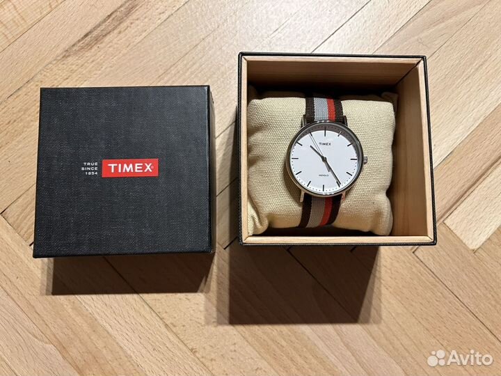 Часы Timex indiglo weekender