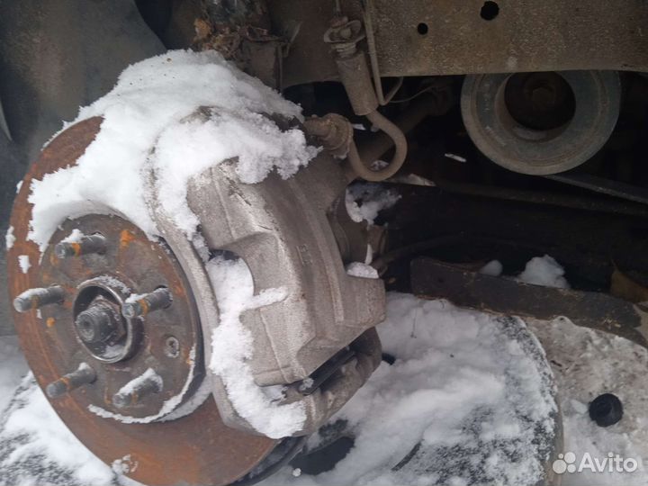 Суппорт передний правый chevrolet cruze