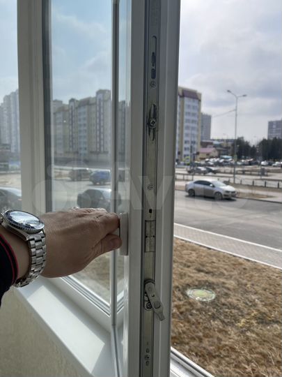 2-к. квартира, 57,3 м², 1/9 эт.