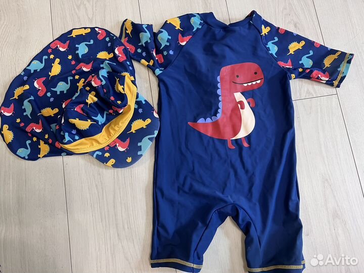 Плавательный костюм солнцезащитный spf50 90 размер