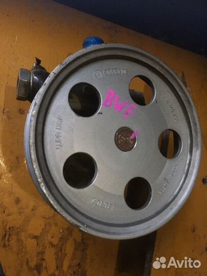 Гидроусилитель Audi A4 BWE