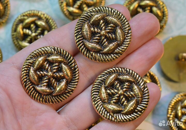 Пуговицы 30 мм