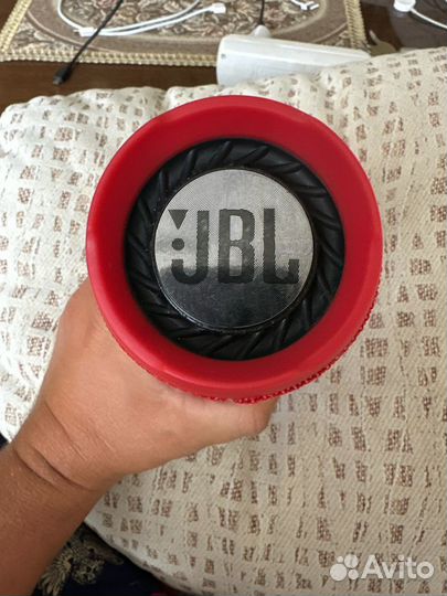 Колонка JBL charge 3