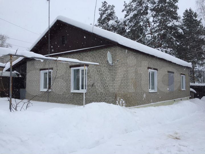 Дом 100 м² на участке 5 сот.