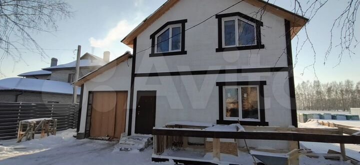 Дом 130 м² на участке 8 сот.