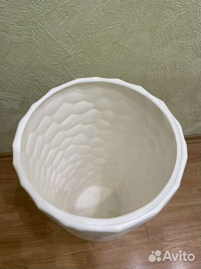 Вазон для цветов