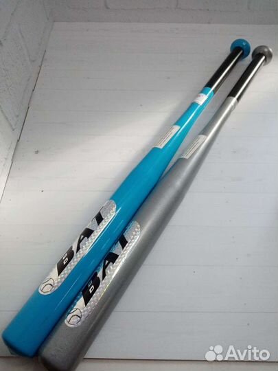 Бейсбольная бита 76 см