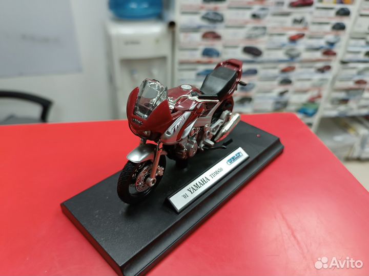 Yamaha TDM850 1:18 Welly