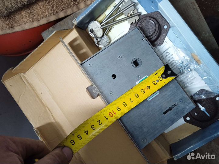 Замок врезной