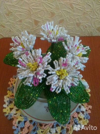 Цветы из бисера