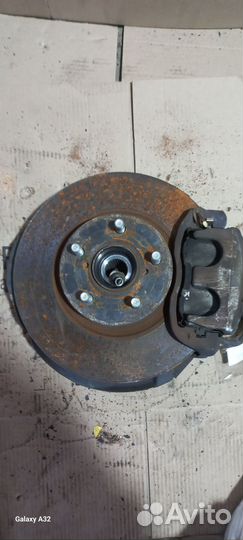 Кулак поворотный Subaru Impreza GP6 передний правый