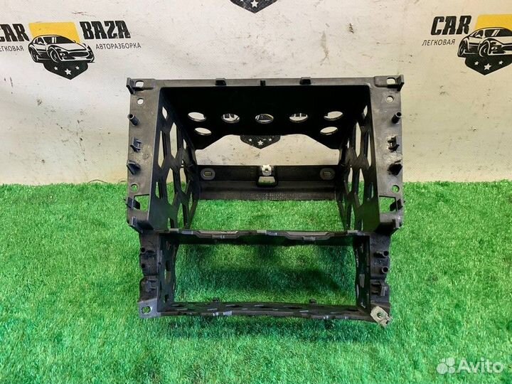 Консоль Volkswagen Polo