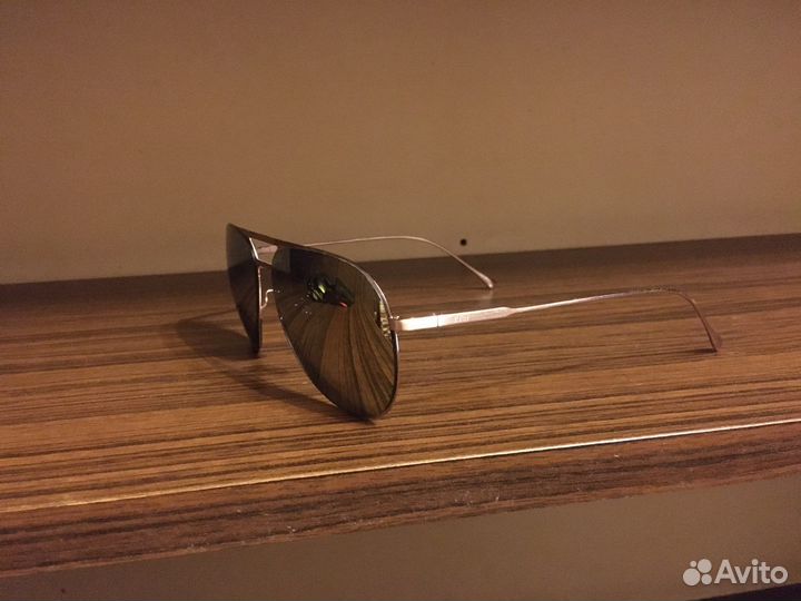 Солнцезащитные очки