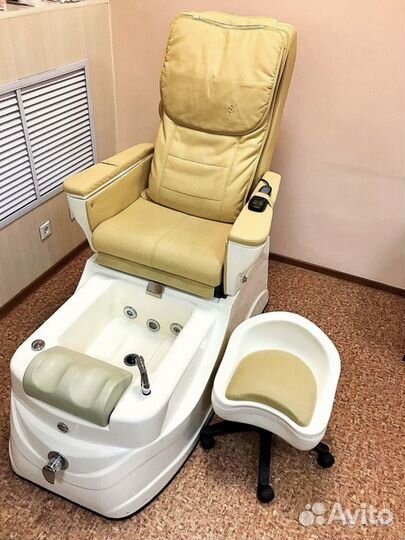 Педикюрное кресло с электроприводом и Машинка для