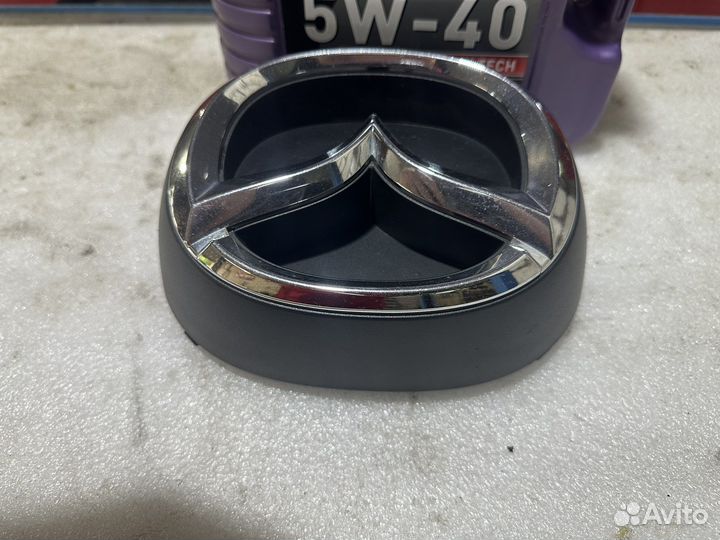 Эмблема решетки радиатора mazda CX-9 TC