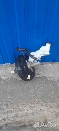 Вакуум всборе с тормозным kia hyundai rio3