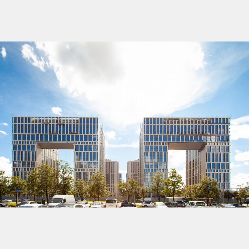 3-к. квартира, 105 м², 18/23 эт.