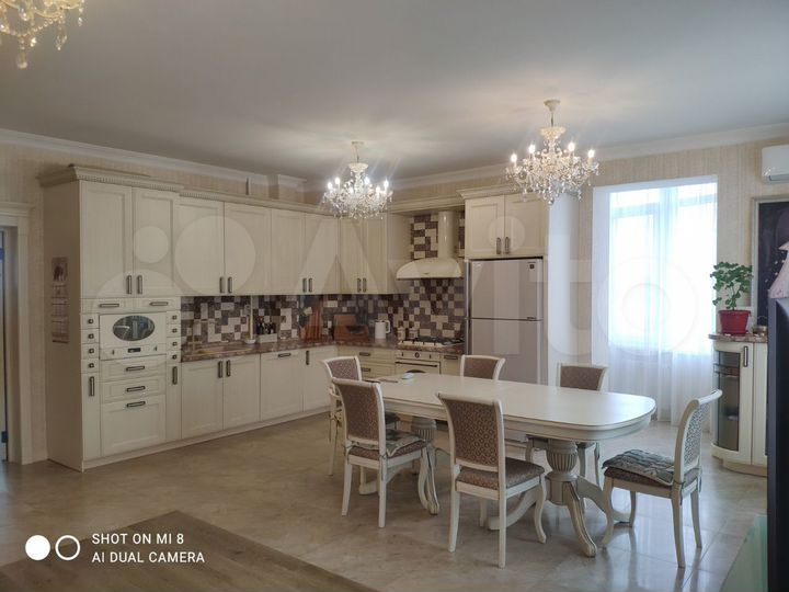 3-к. квартира, 116 м², 6/11 эт.
