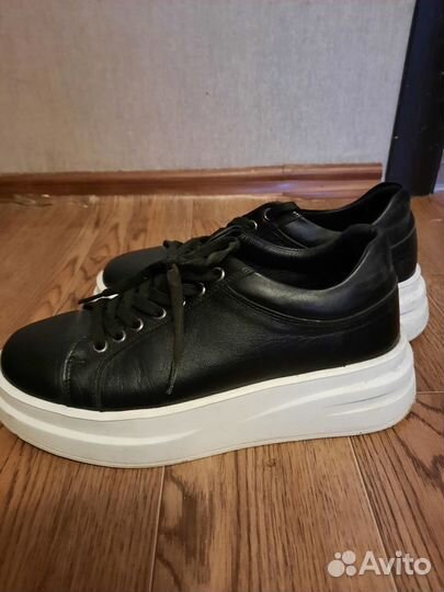 Ботинки женские демисезонные 39 размер