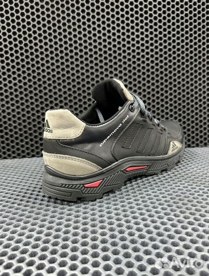 Adidas мужские кроссовки кожаные 40-45 размеры