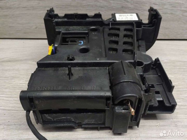 Блок предохранителей Mercedes C W204