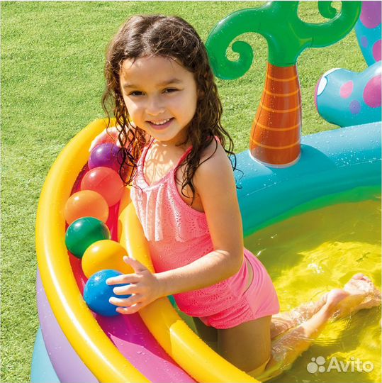 Детский бассейн с горкой