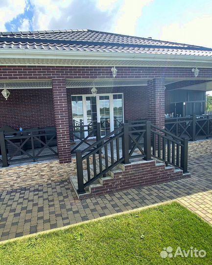 Крыльцо из дпк полнотелая